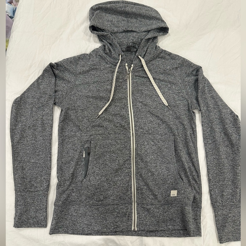 Vuori halo essential zip up jacket